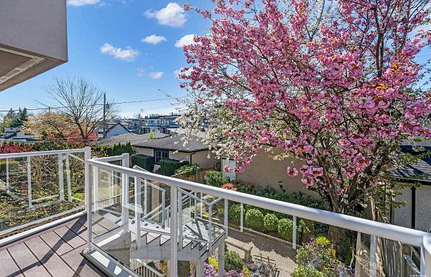 4060 W 10th Avenue Point Grey