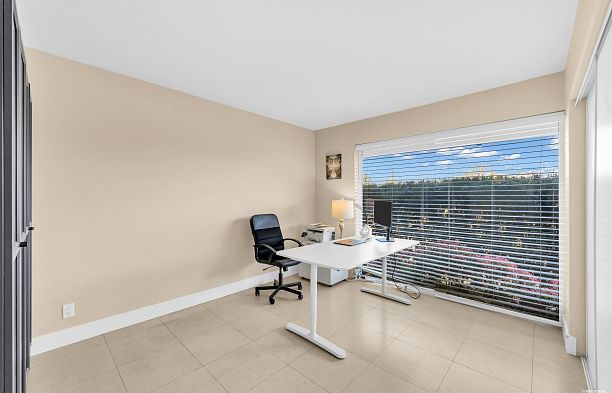 4060 W 10th Avenue Point Grey