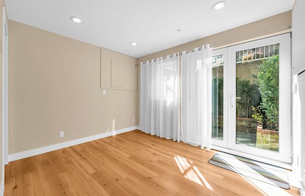 4060 W 10th Avenue Point Grey