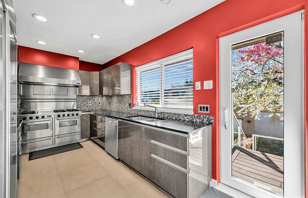 4060 W 10th Avenue Point Grey