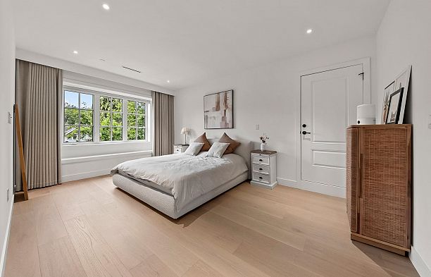 3227 W 35th Avenue MacKenzie Heights