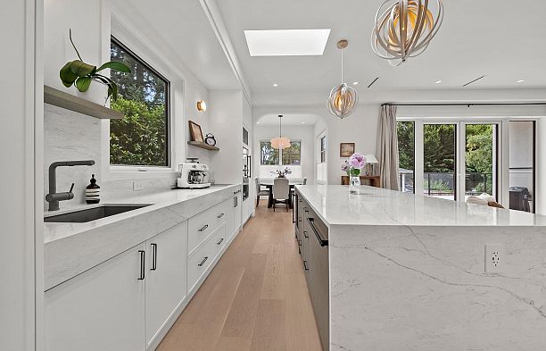 3227 W 35th Avenue MacKenzie Heights