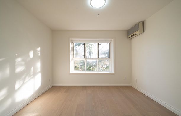 3565 W 29th Avenue Dunbar