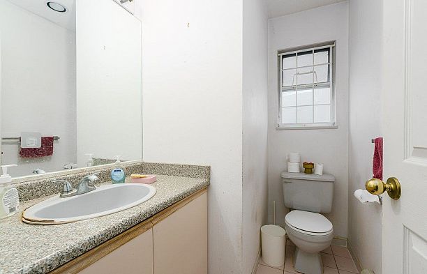 1573 W 66th Avenue S.W. Marine