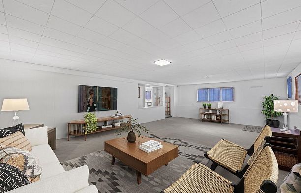 2865 W 33rd Avenue MacKenzie Heights