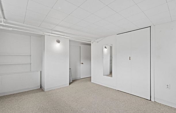 2865 W 33rd Avenue MacKenzie Heights