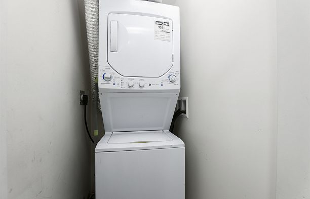 203 3278 Heather Street Cambie