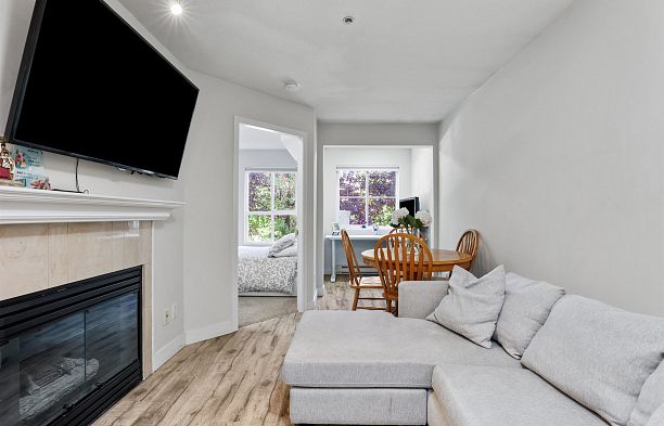 203 3278 Heather Street Cambie