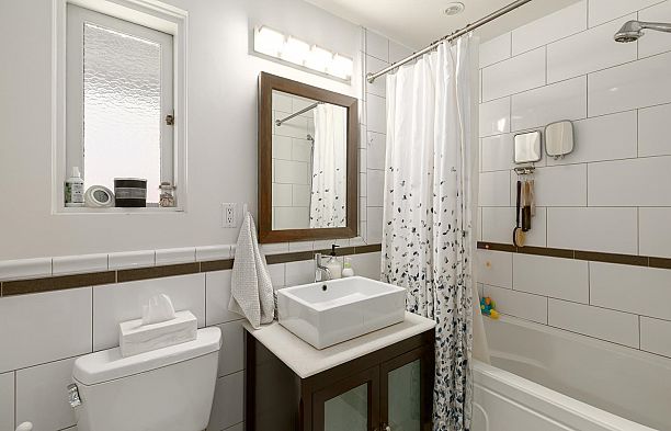 2988 Point Grey Road Kitsilano