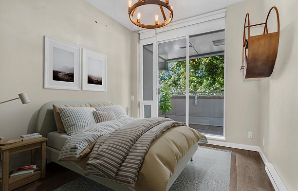 2540 Spruce Street Fairview VW