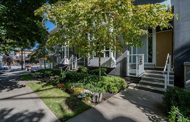 2540 Spruce Street Fairview VW