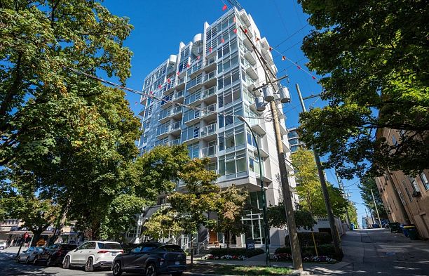 2540 Spruce Street Fairview VW