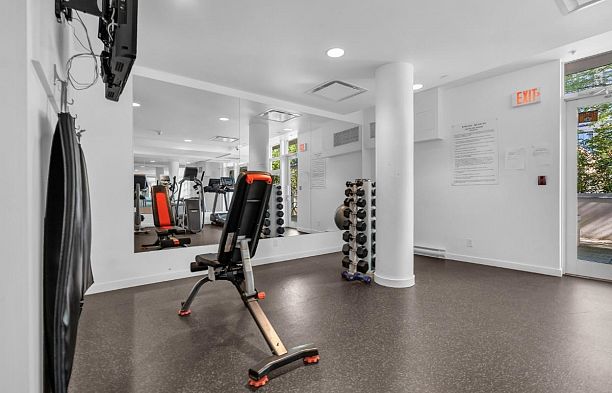 2540 Spruce Street Fairview VW