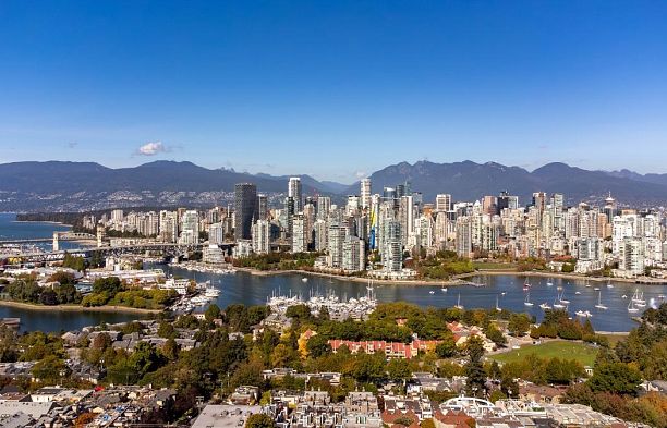 2540 Spruce Street Fairview VW