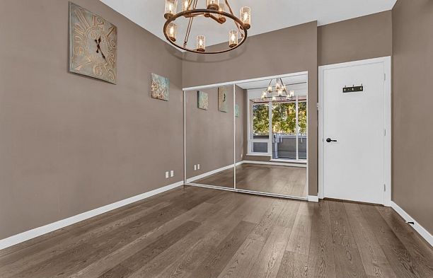 2540 Spruce Street Fairview VW