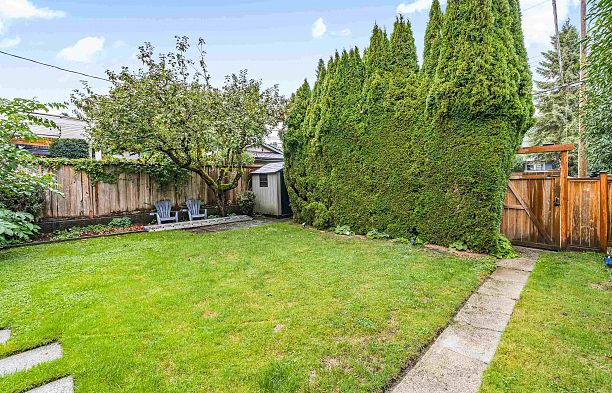 3025 W 2nd Avenue Kitsilano