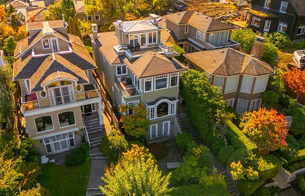 4650 W 2nd Avenue Point Grey