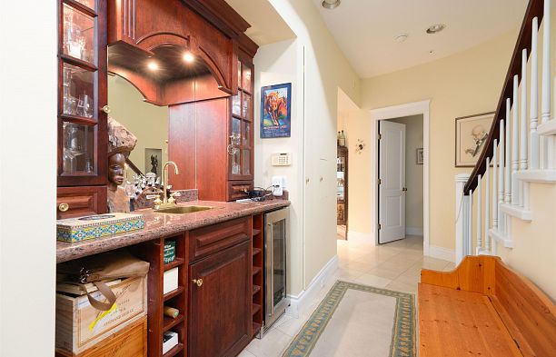 4650 W 2nd Avenue Point Grey