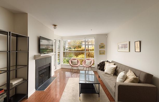 204 2575 W 4th Avenue Kitsilano