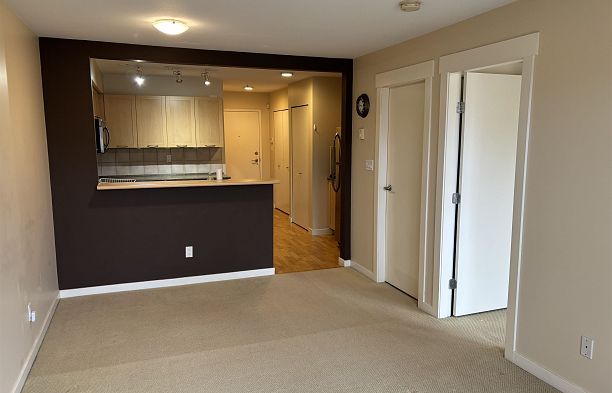 215 1503 W 65th Avenue S.W. Marine