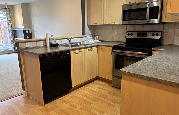 215 1503 W 65th Avenue S.W. Marine