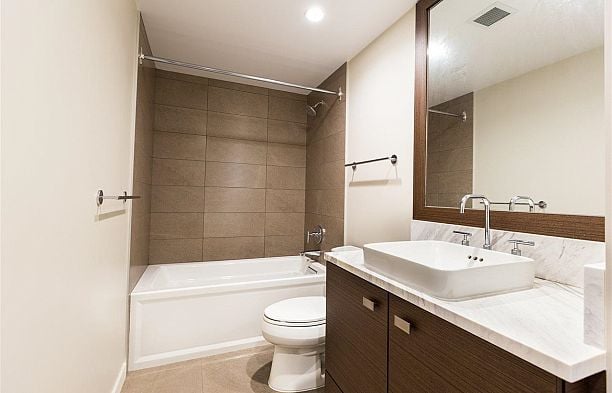 608 6311 Cambie Street Oakridge VW