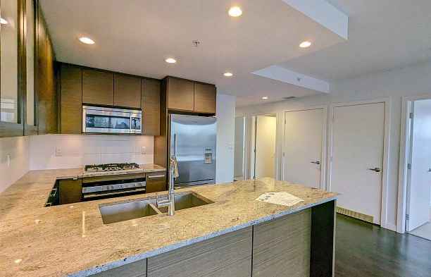 608 6311 Cambie Street Oakridge VW