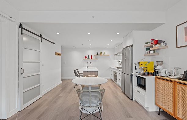 2405 Heather Street Fairview VW