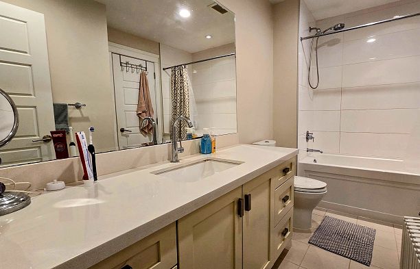 5467 Dunbar Street Dunbar