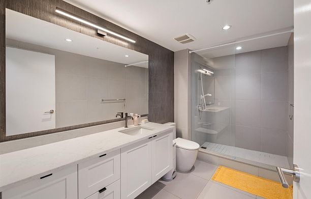 2405 Heather Street Fairview VW