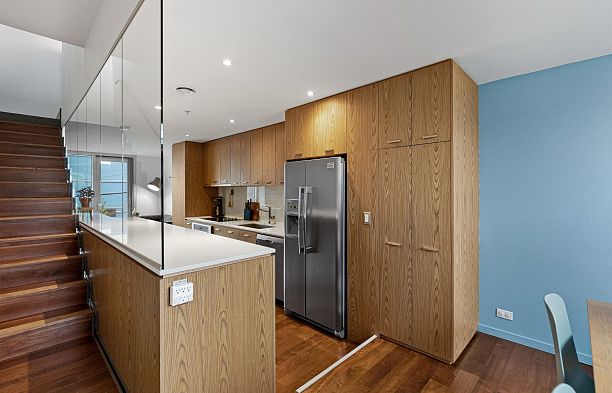 7 850 W 8th Avenue Fairview VW