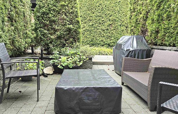 5467 Dunbar Street Dunbar