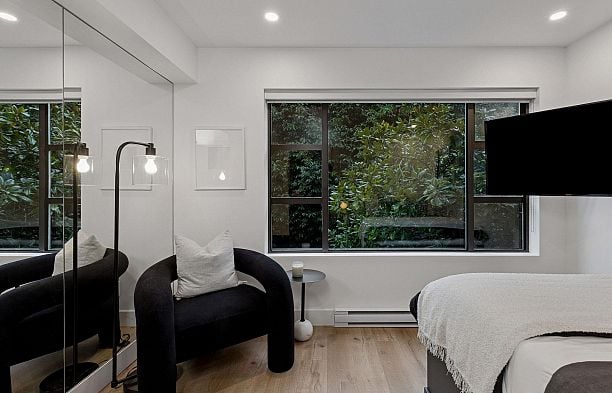 104 2119 Yew Street Kitsilano