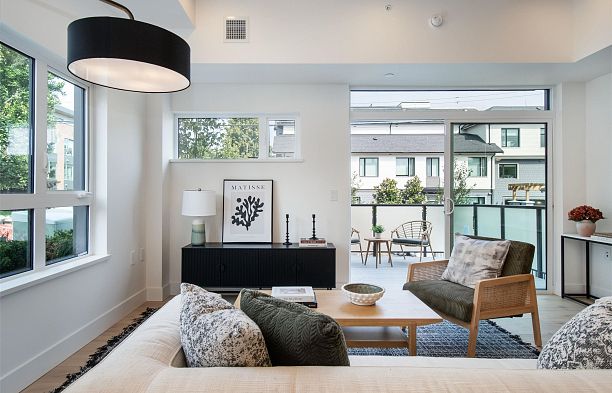 4150 Columbia Street Cambie