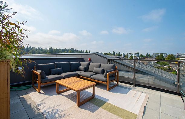 4150 Columbia Street Cambie