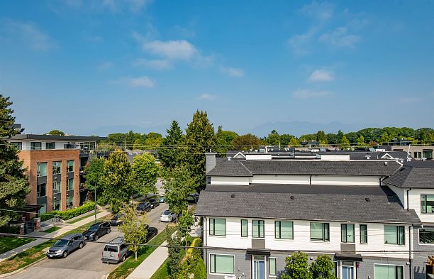 4150 Columbia Street Cambie