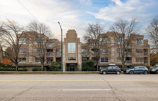 106 2983 W 4th Avenue Kitsilano