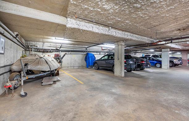 109 1925 W 2nd Avenue Kitsilano