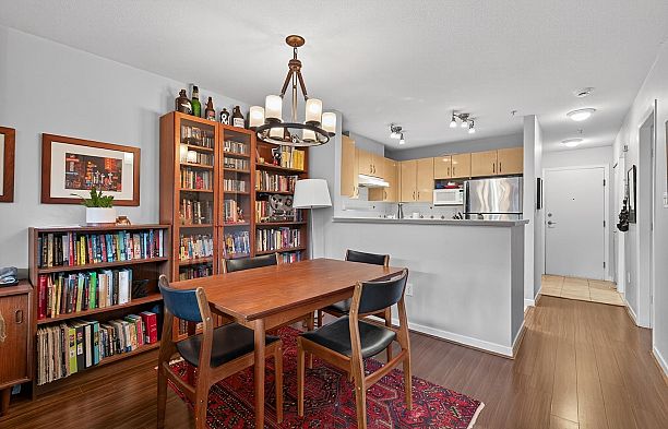 106 2983 W 4th Avenue Kitsilano