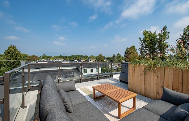 4150 Columbia Street Cambie