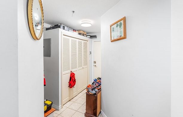 109 1925 W 2nd Avenue Kitsilano