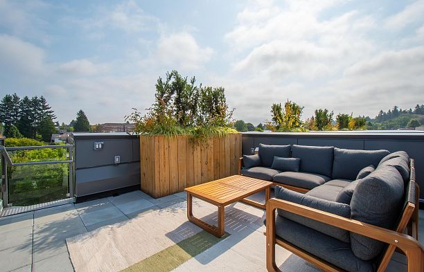 4150 Columbia Street Cambie