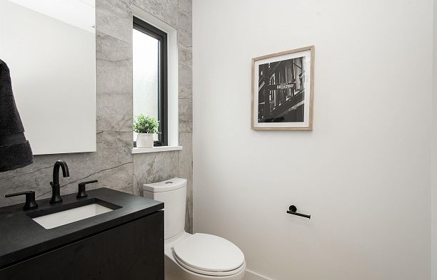 4150 Columbia Street Cambie