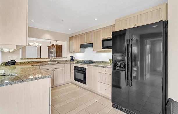 508 618 W 45th Avenue Oakridge VW