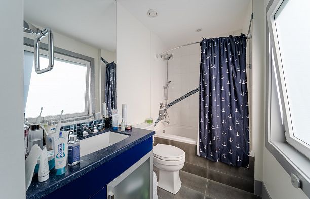 4371 Puget Drive Arbutus