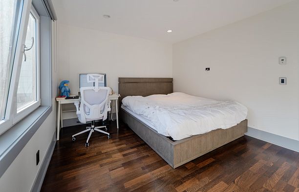 4371 Puget Drive Arbutus