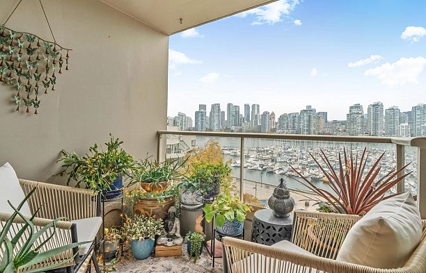 521 666 Leg In Boot Square False Creek