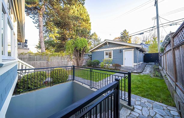 3838 W 15th Avenue Point Grey