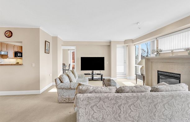 508 618 W 45th Avenue Oakridge VW