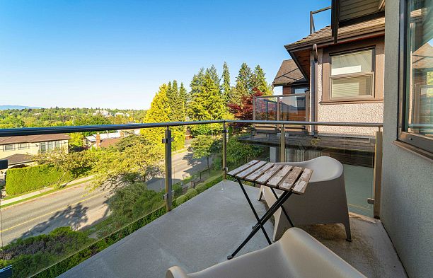 4371 Puget Drive Arbutus